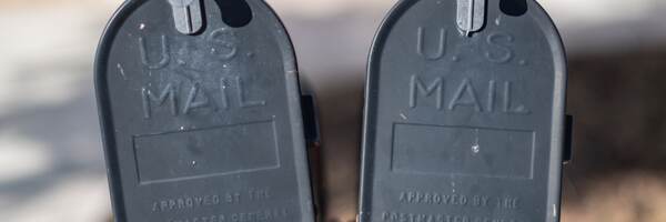 A US Address and Phone Number for a Company Run From Abroad: Registered Agent vs Business Address vs Virtual Office, and the Phone Pitfall That Locks People Out