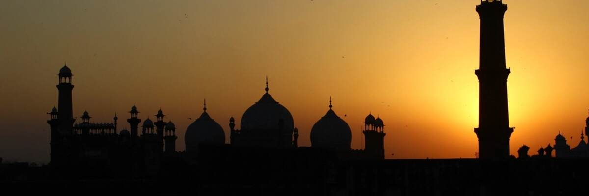 US Company Formation from Pakistan (2026): Wyoming LLC for Freelancers and Agencies, Costs, Banking, the US Treaty and SBP Rules